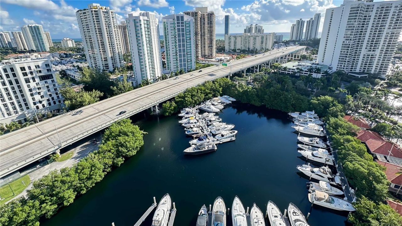 3500 Mystic Pointe Dr, Unit 2206, Aventura, FL 33180 Photo