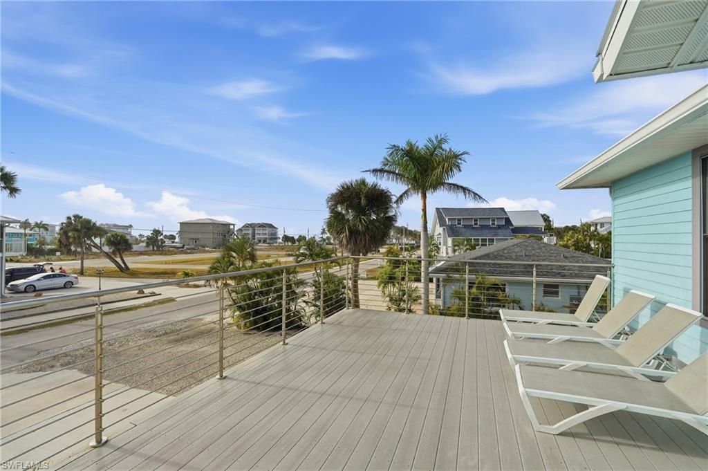 165 Connecticut St, Fort Myers Beach, FL 33931 Photo