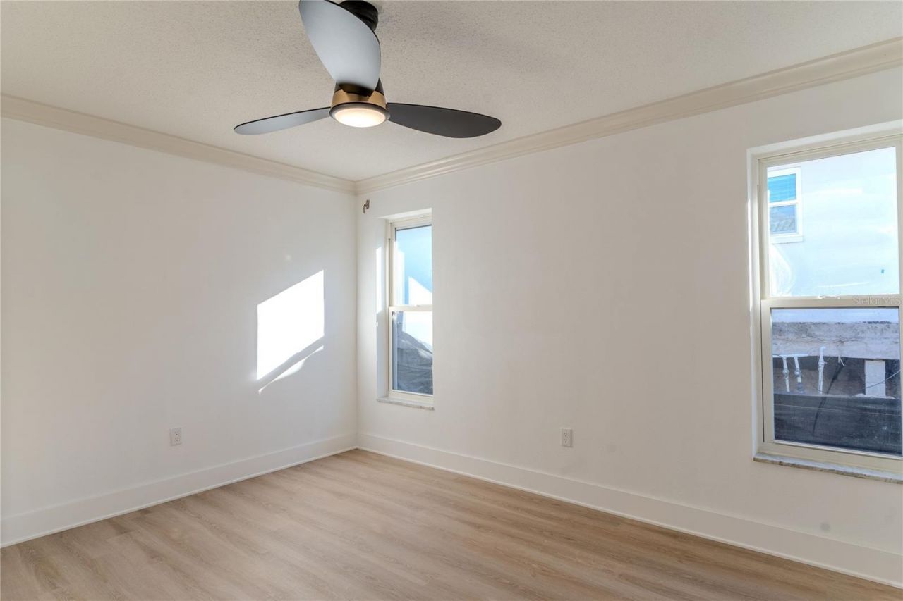 3807 48th Avenue S, Saint Petersburg, FL 33711 Photo