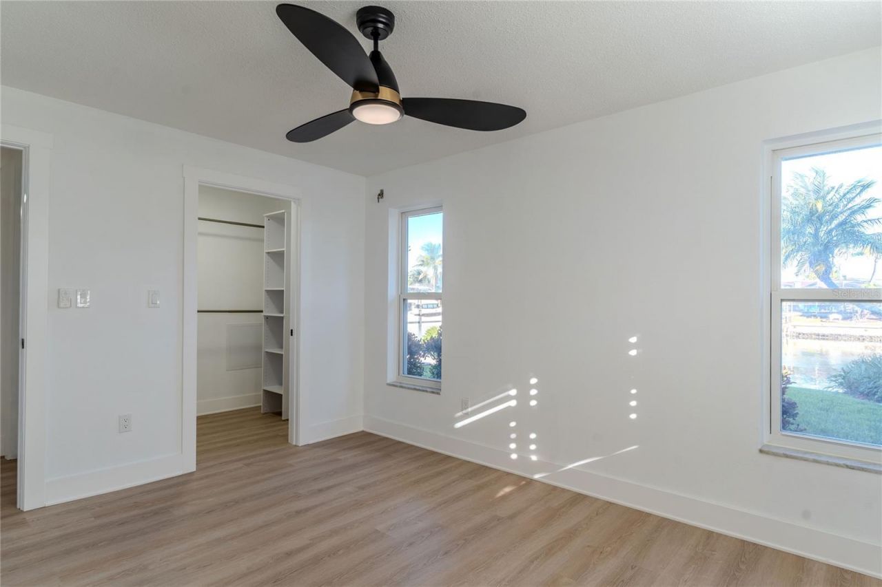 3807 48th Avenue S, Saint Petersburg, FL 33711 Photo