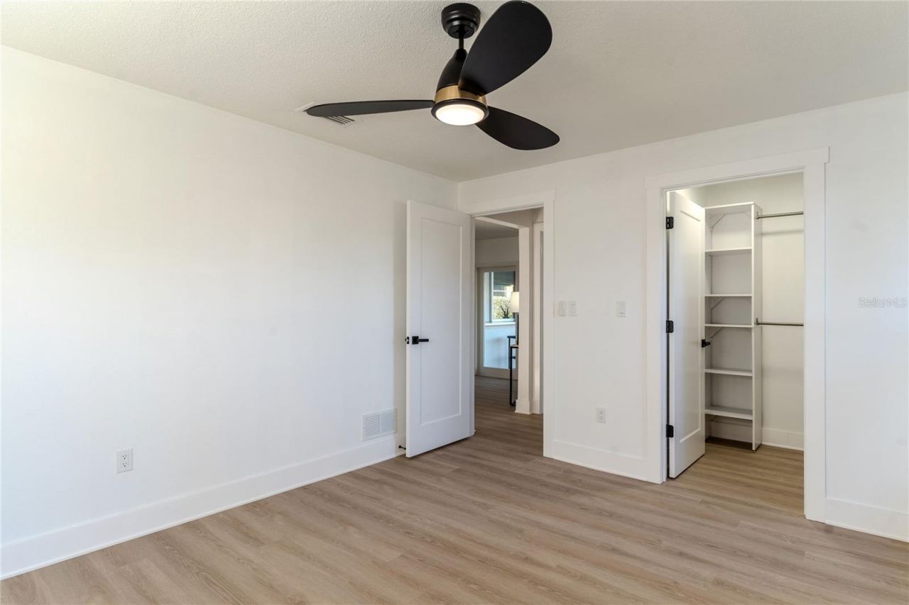 3807 48th Avenue S, Saint Petersburg, FL 33711 Photo