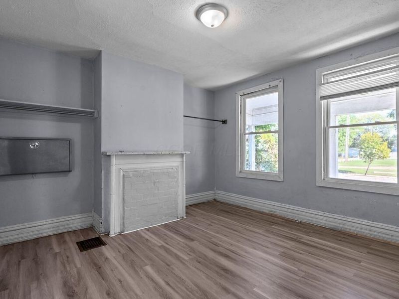 1121 E Livingston Avenue, Columbus, OH 43205 Photo 13