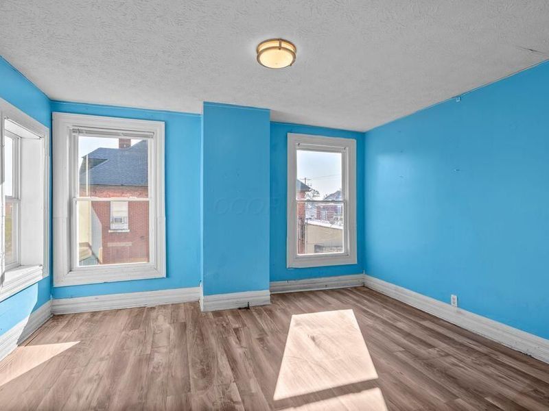 1121 E Livingston Avenue, Columbus, OH 43205 Photo 17