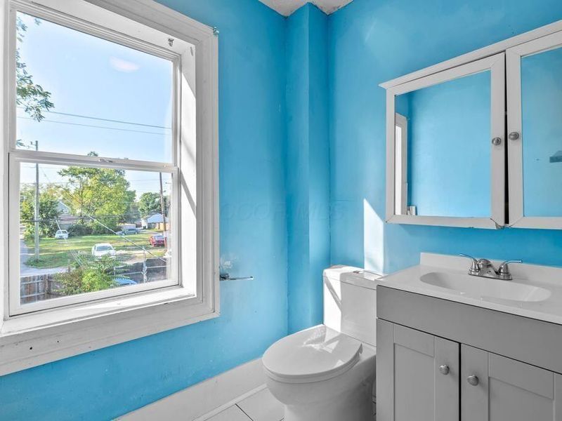 1121 E Livingston Avenue, Columbus, OH 43205 Photo 22