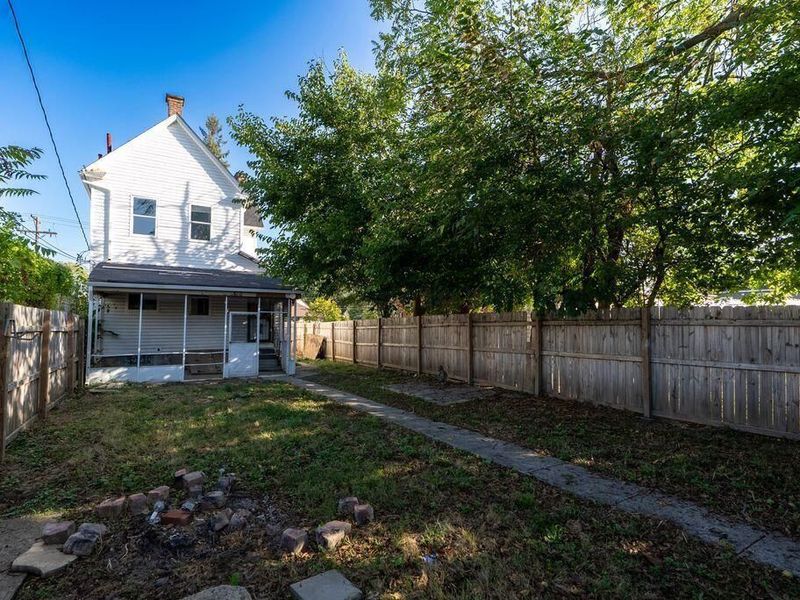 1121 E Livingston Avenue, Columbus, OH 43205 Photo 25