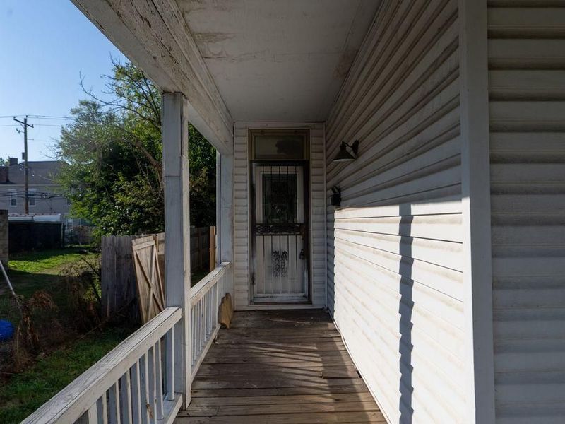 1121 E Livingston Avenue, Columbus, OH 43205 Photo 4