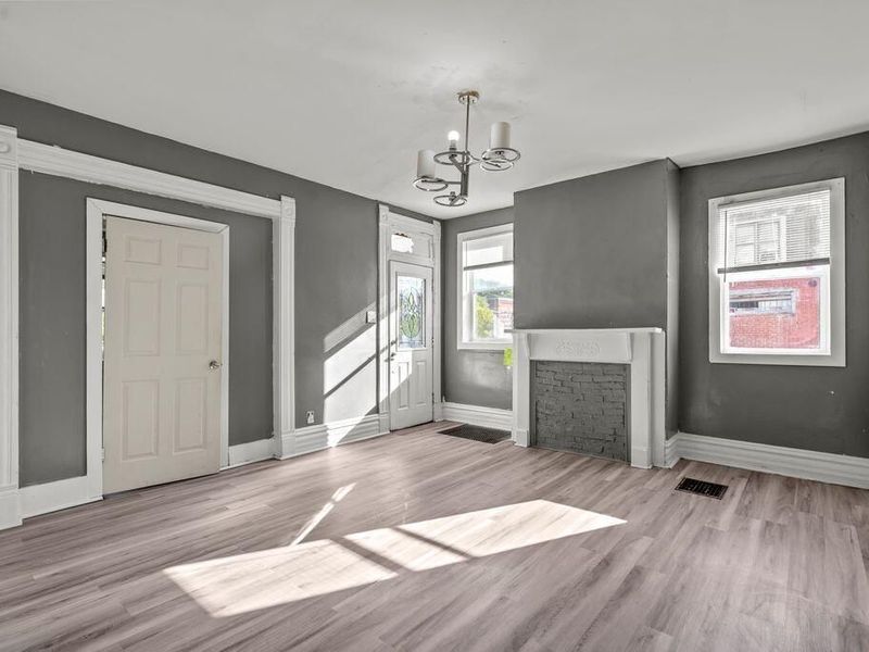 1121 E Livingston Avenue, Columbus, OH 43205 Photo 9