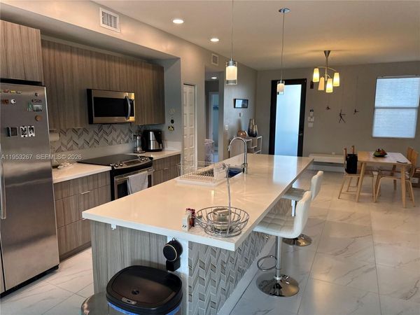 7809 NW 104th Ave, Unit 28, Doral, FL 33178