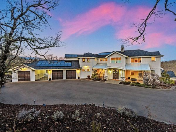 80 Placer Hill Drive, Jacksonville, OR 97530