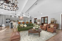 517 Pelzer Drive photo 4