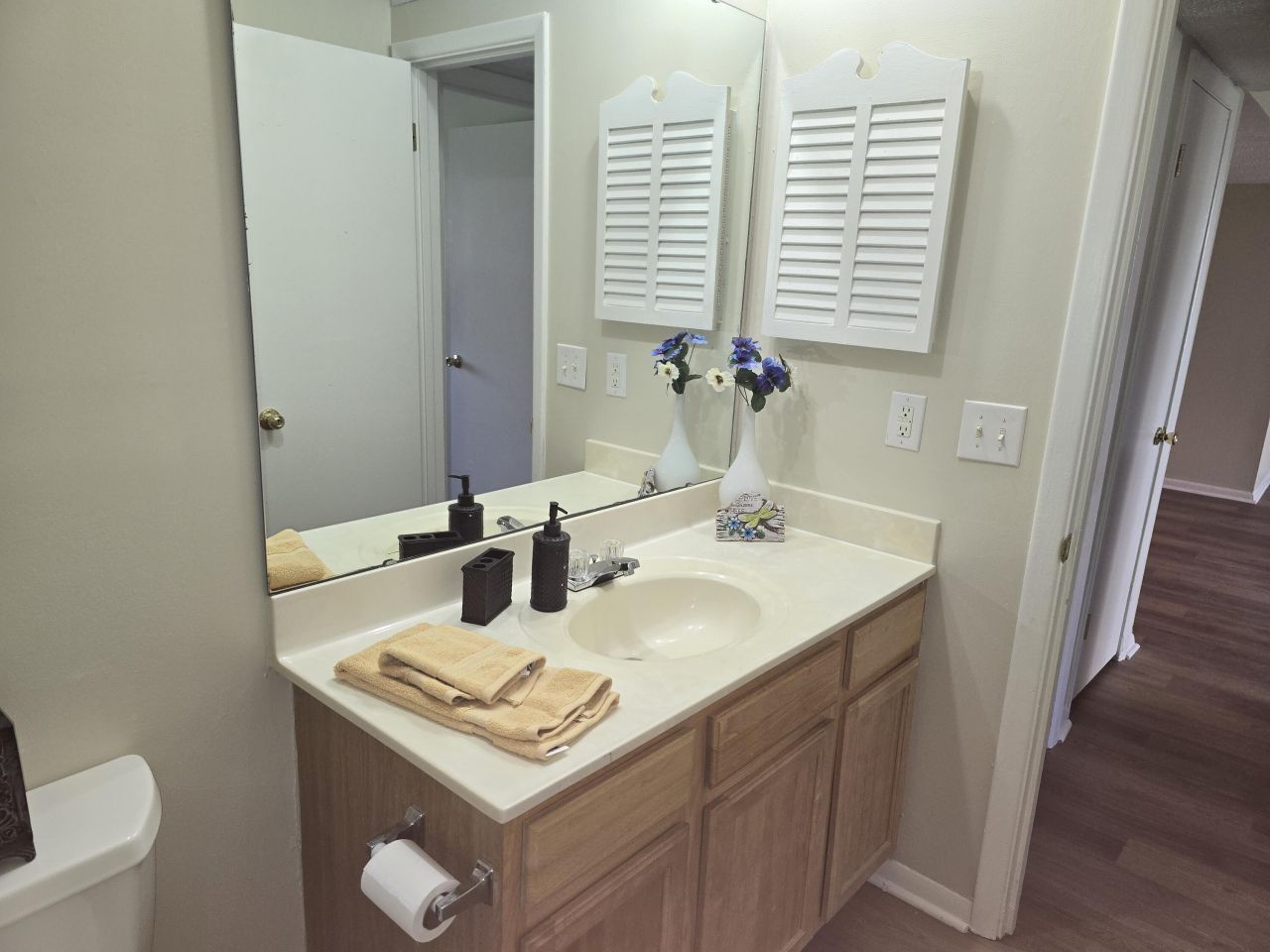 805 Andrea Lane Photo 16