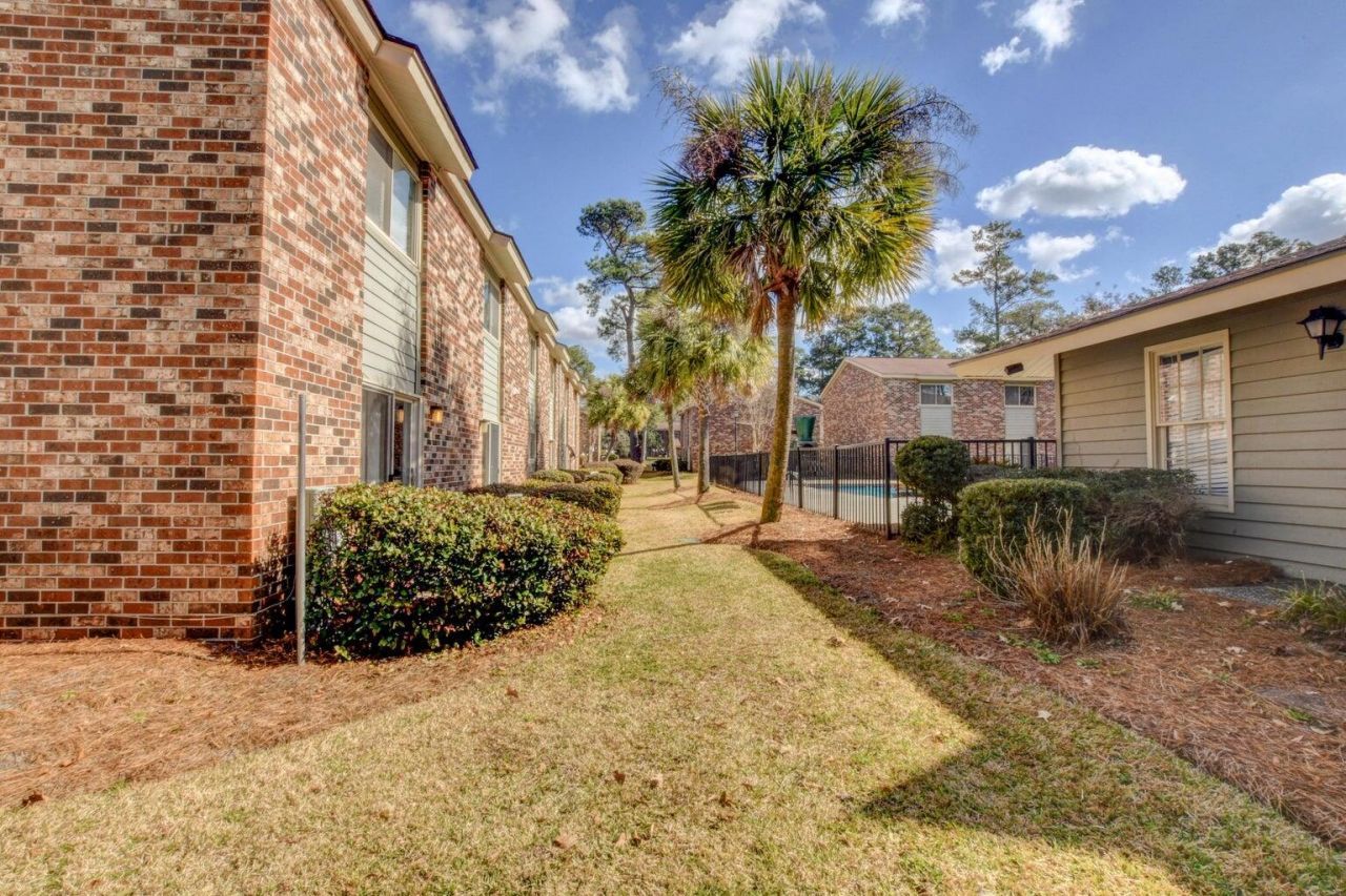 805 Andrea Lane Photo 17