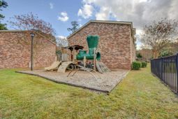 805 Andrea Lane photo 4