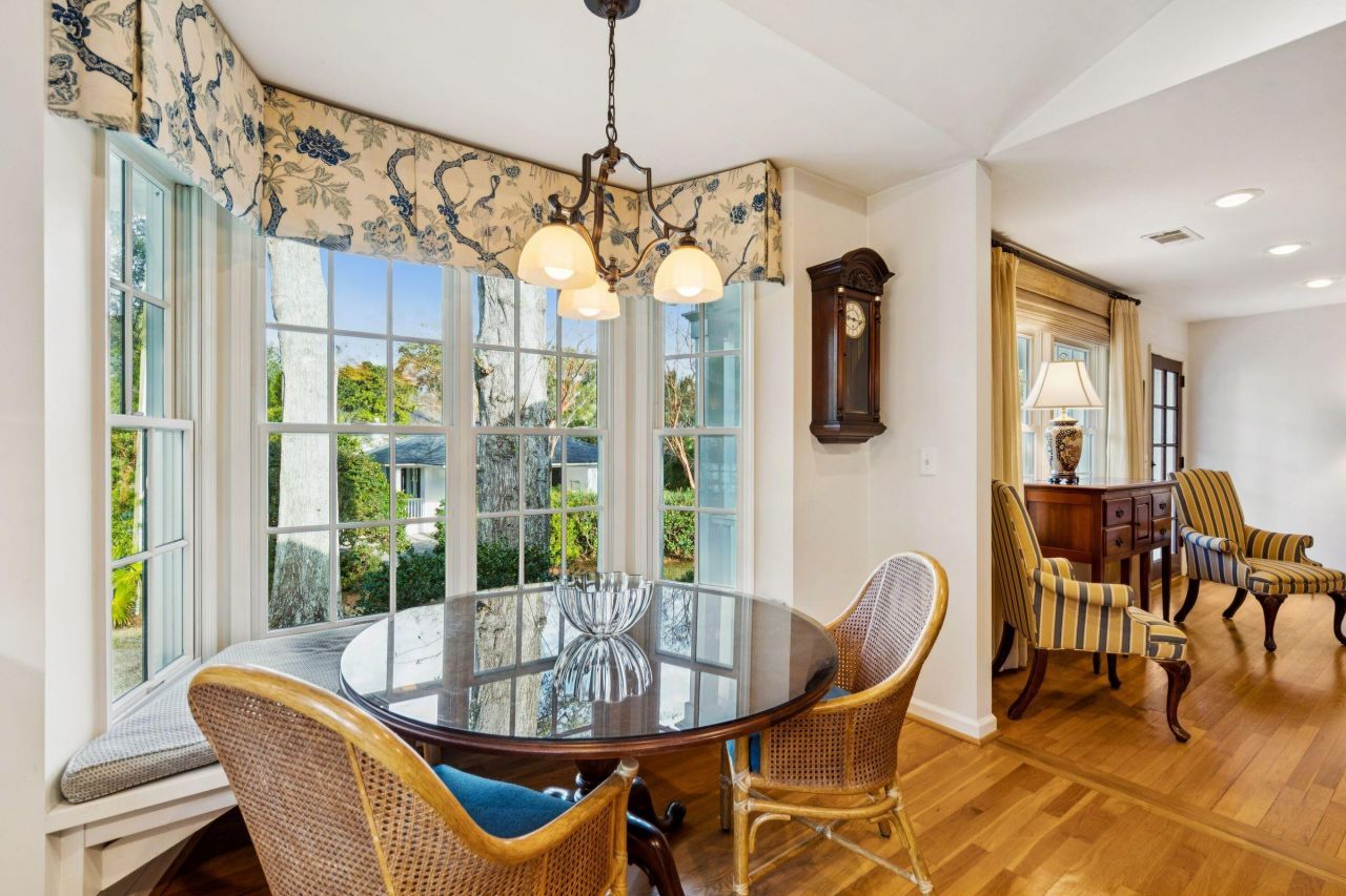 119 Freeman Street Photo 24