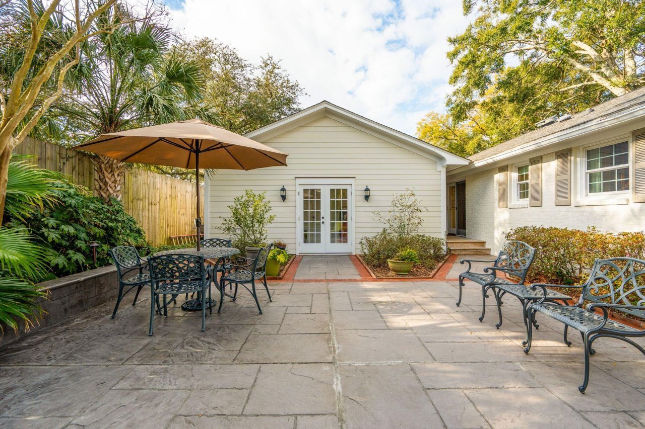 119 Freeman Street Photo 31