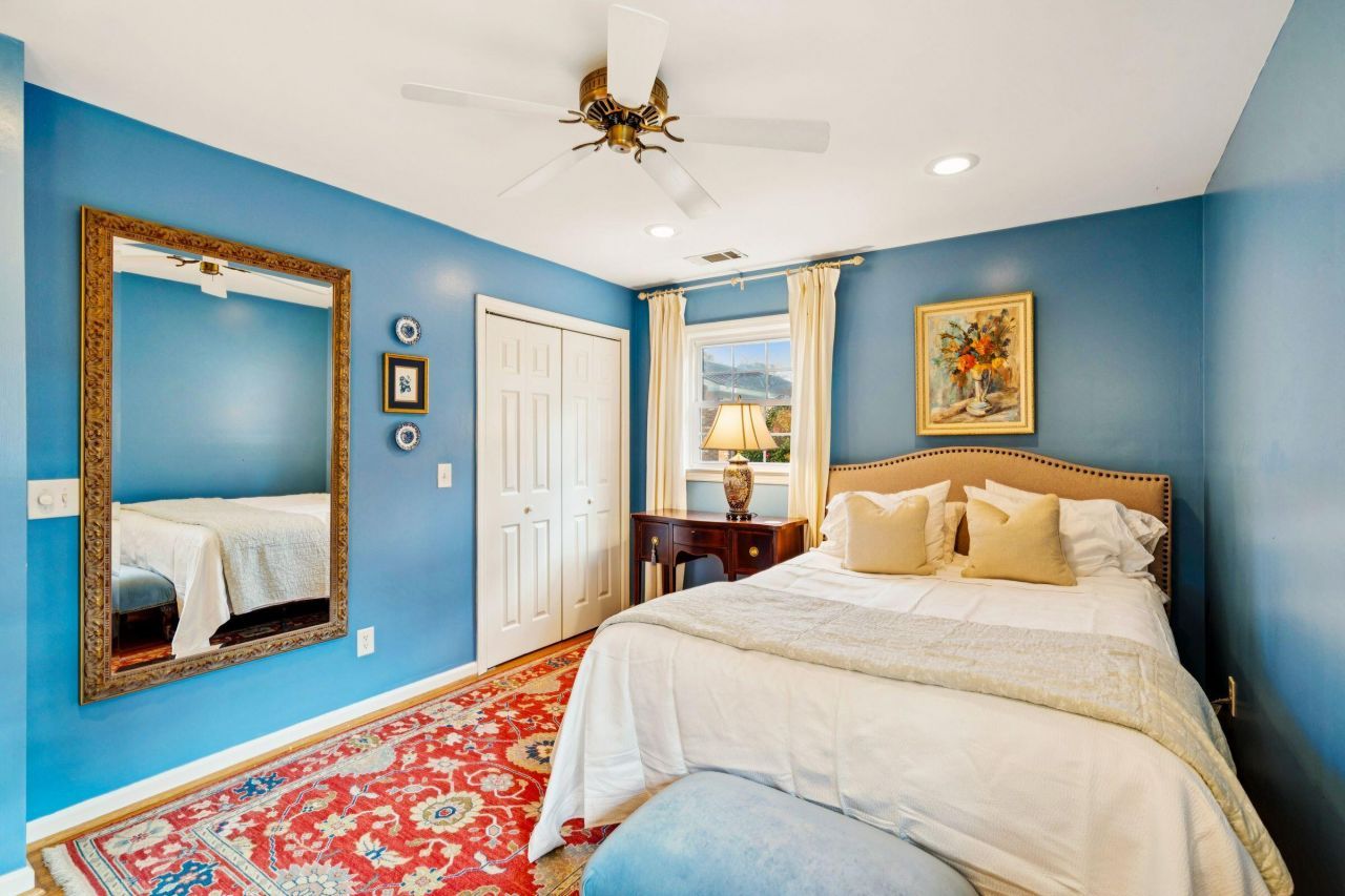 119 Freeman Street Photo 45