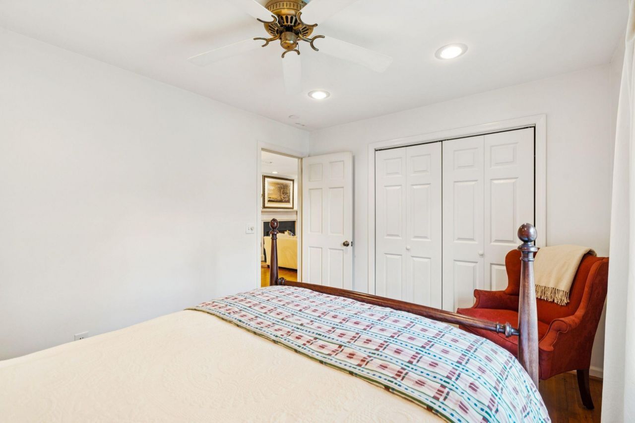 119 Freeman Street Photo 47