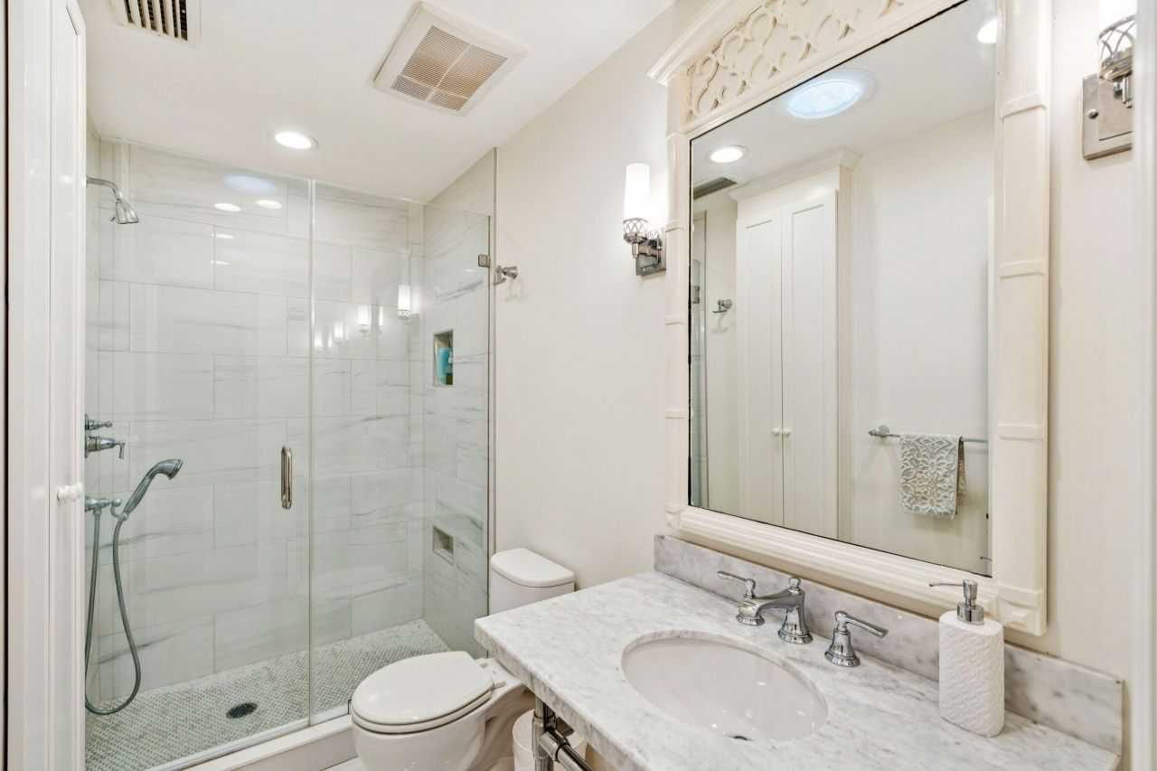 119 Freeman Street Photo 48