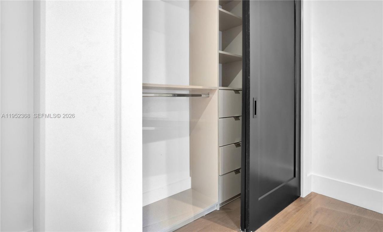 30 NE 50th St , Miami, FL 33137 Photo