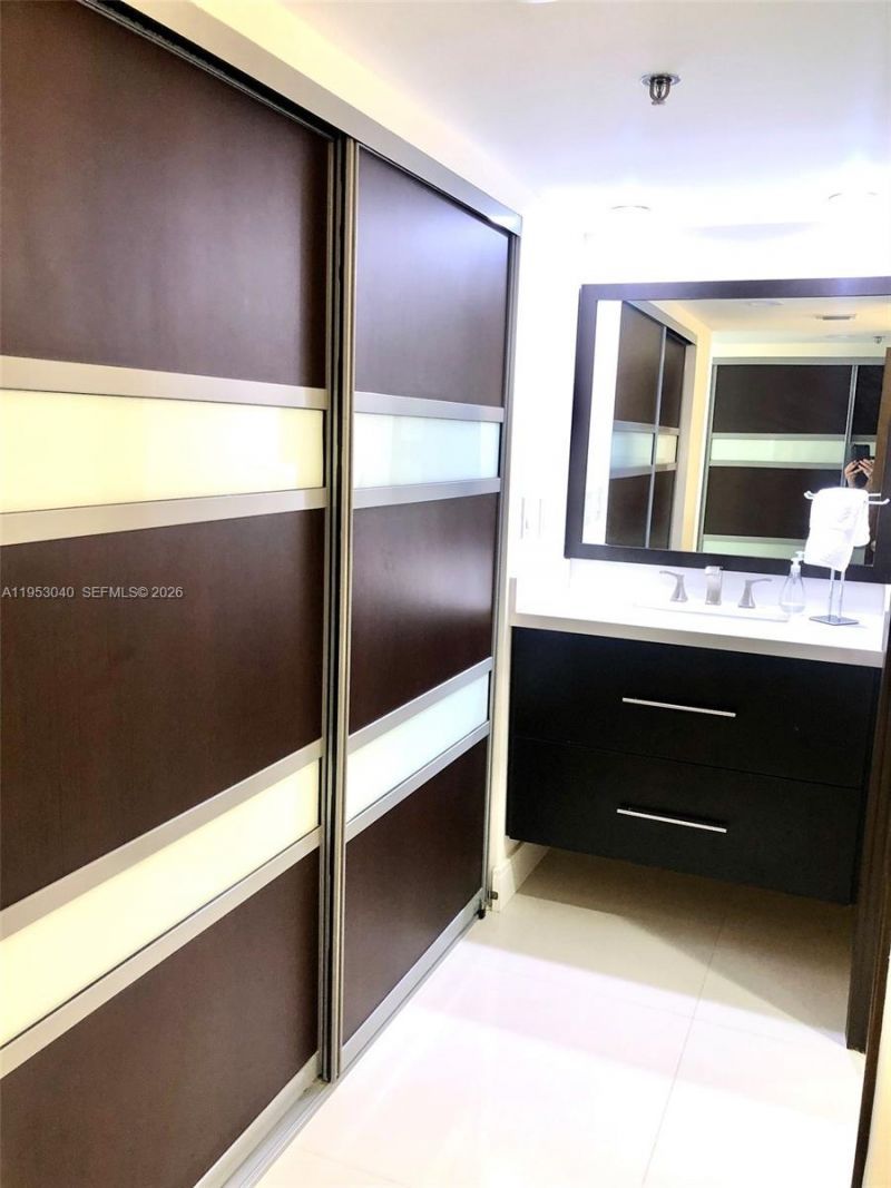 20515 E Country Club Dr, Unit 1448, Aventura, FL 33180 Photo