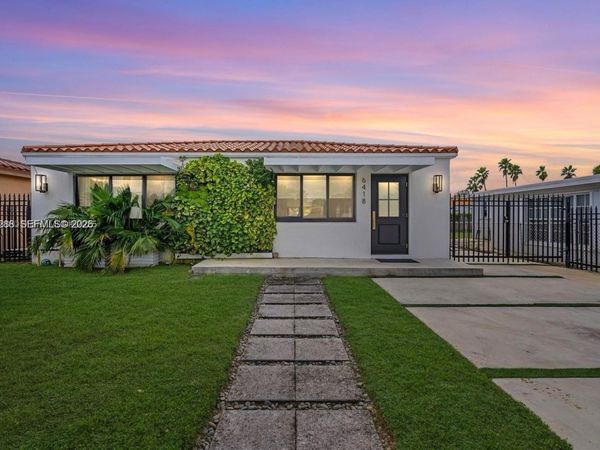 6418 SW 39th Ter , Miami, FL 33155