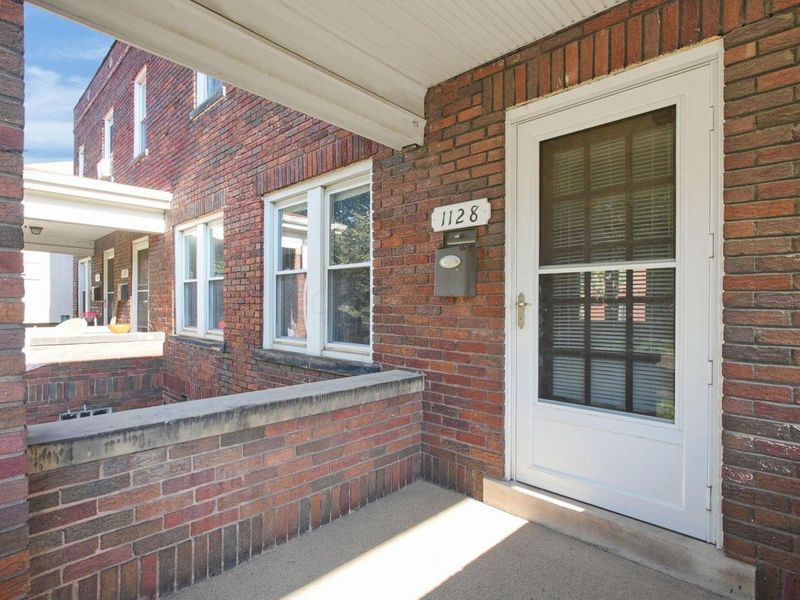 1126 Northwest Boulevard, Columbus, OH 43212 Photo 2
