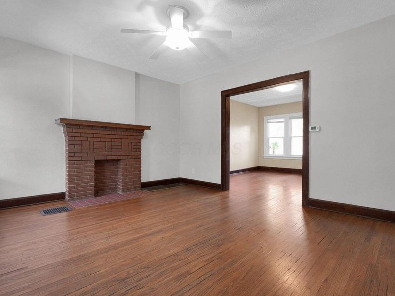 1126 Northwest Boulevard, Columbus, OH 43212 Photo 3