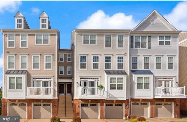 45752 Winding Branch Terrace, Sterling, VA 20166 Main Photo