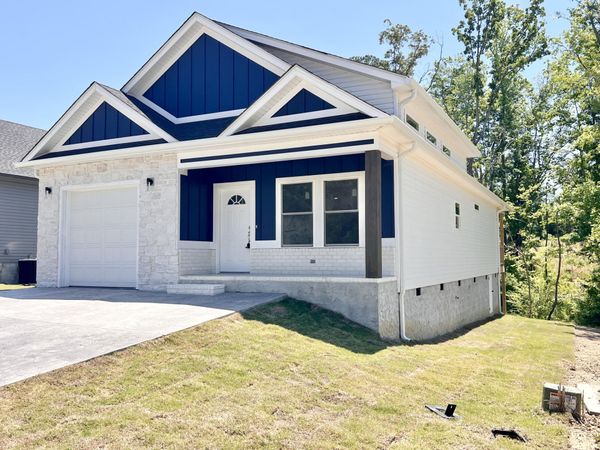 205 Rock Bridge Drive, Ringgold, GA 30736