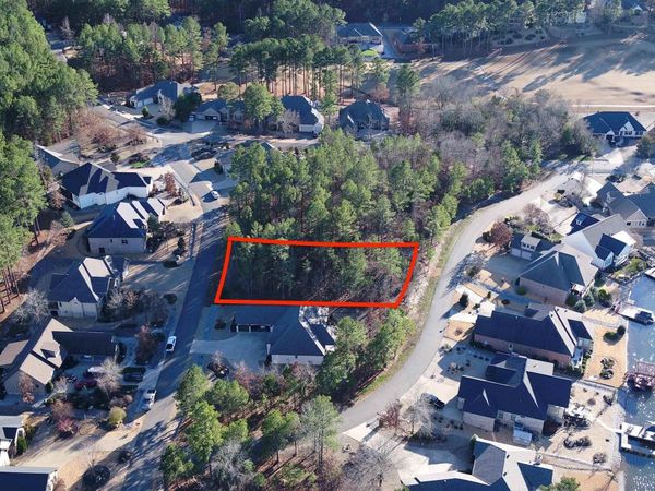 7 Gijon Lane, Hot Springs Village, AR 71909