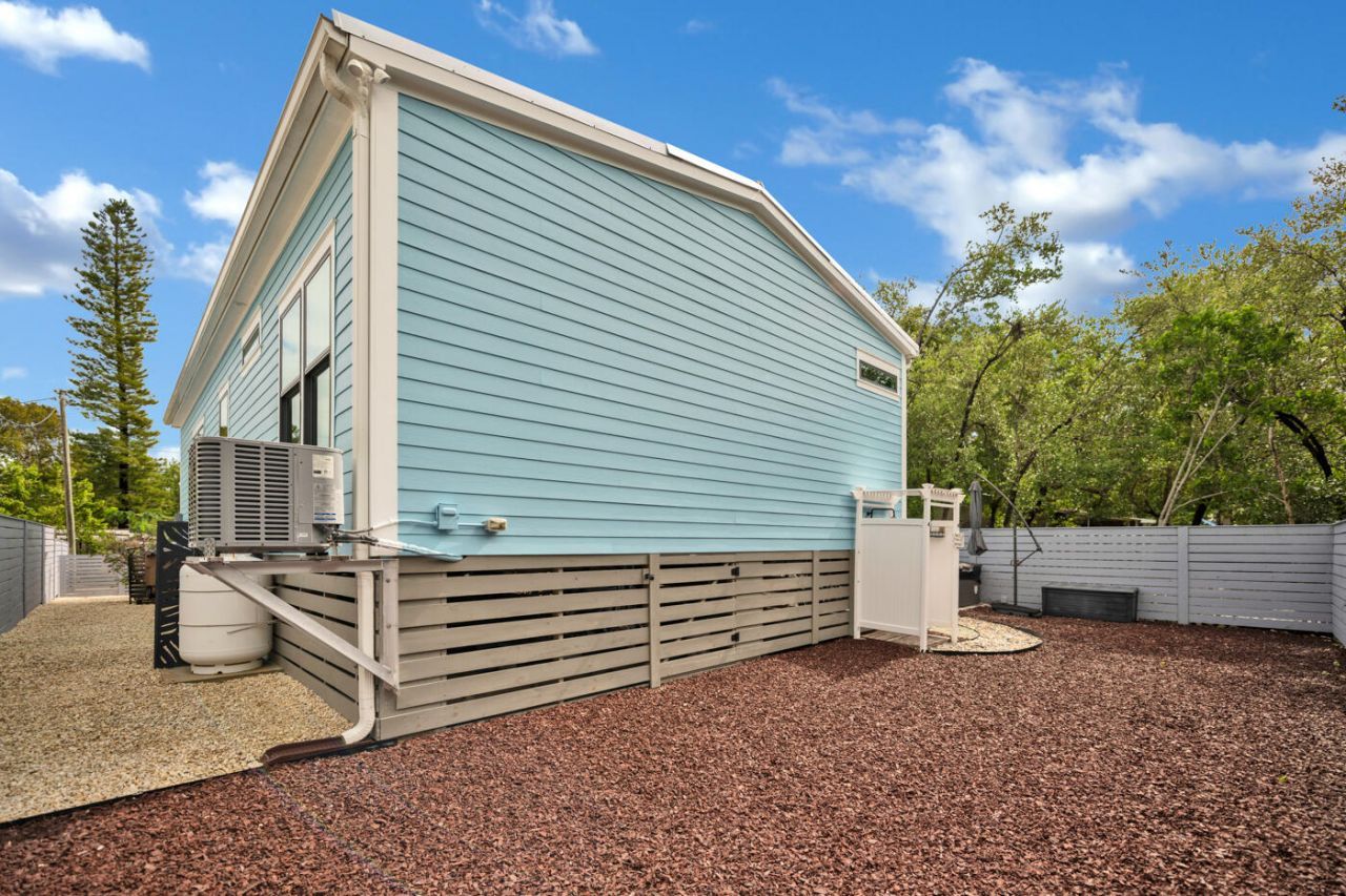 251 Cuba Road, Tavernier, FL 33070 Photo