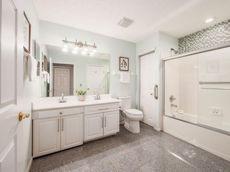 3623 Stoneway Point, Powell, OH 43065 Photo 17