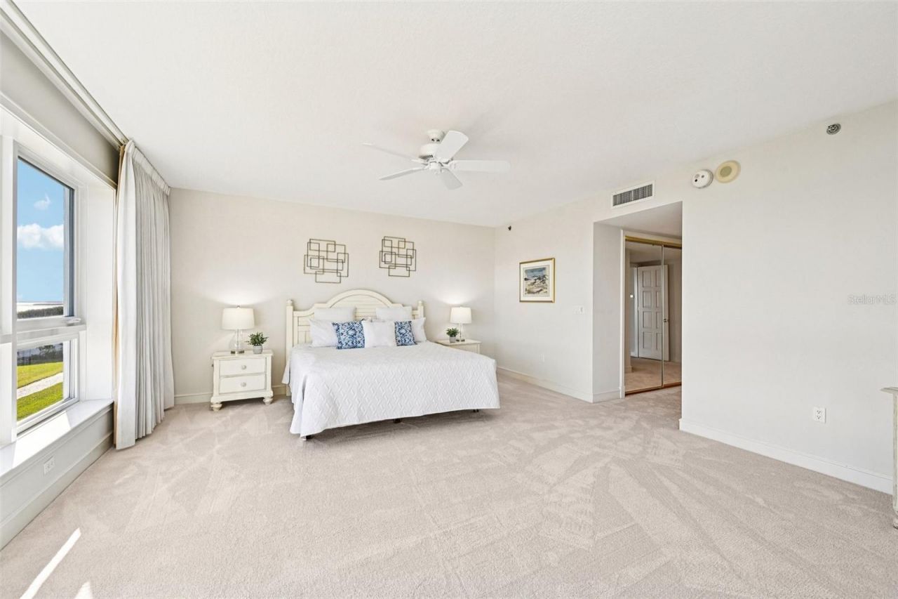 2410 Harbourside Drive, Unit 111, Longboat Key, FL 34228 Photo