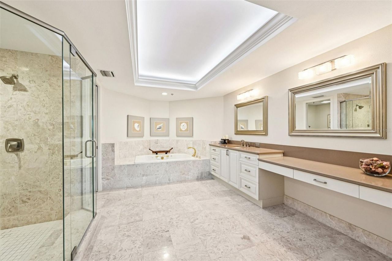 2410 Harbourside Drive, Unit 111, Longboat Key, FL 34228 Photo