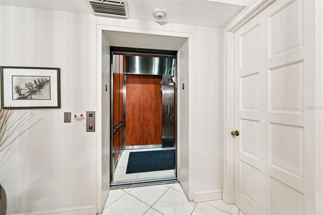 2410 Harbourside Drive, Unit 111, Longboat Key, FL 34228 Photo