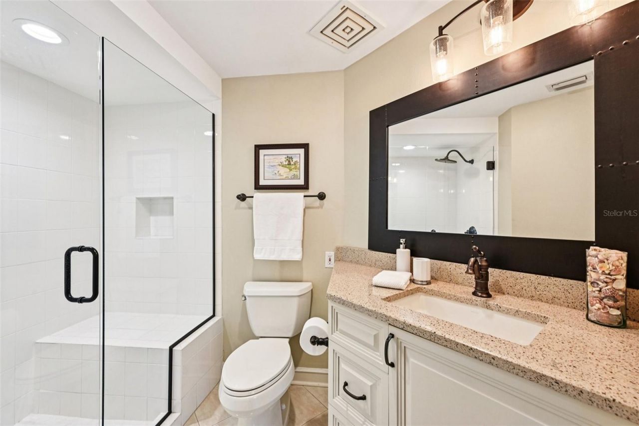 2410 Harbourside Drive, Unit 111, Longboat Key, FL 34228 Photo