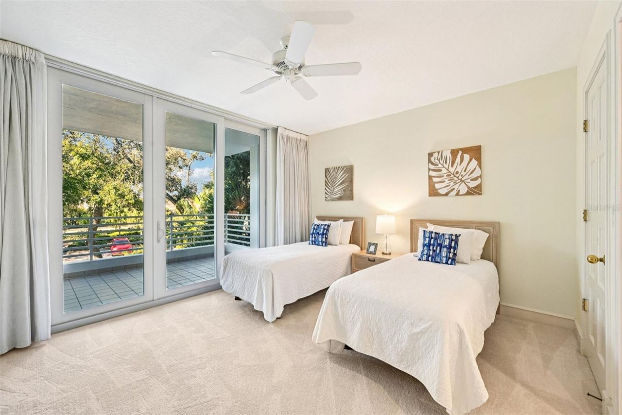 2410 Harbourside Drive, Unit 111, Longboat Key, FL 34228 Photo