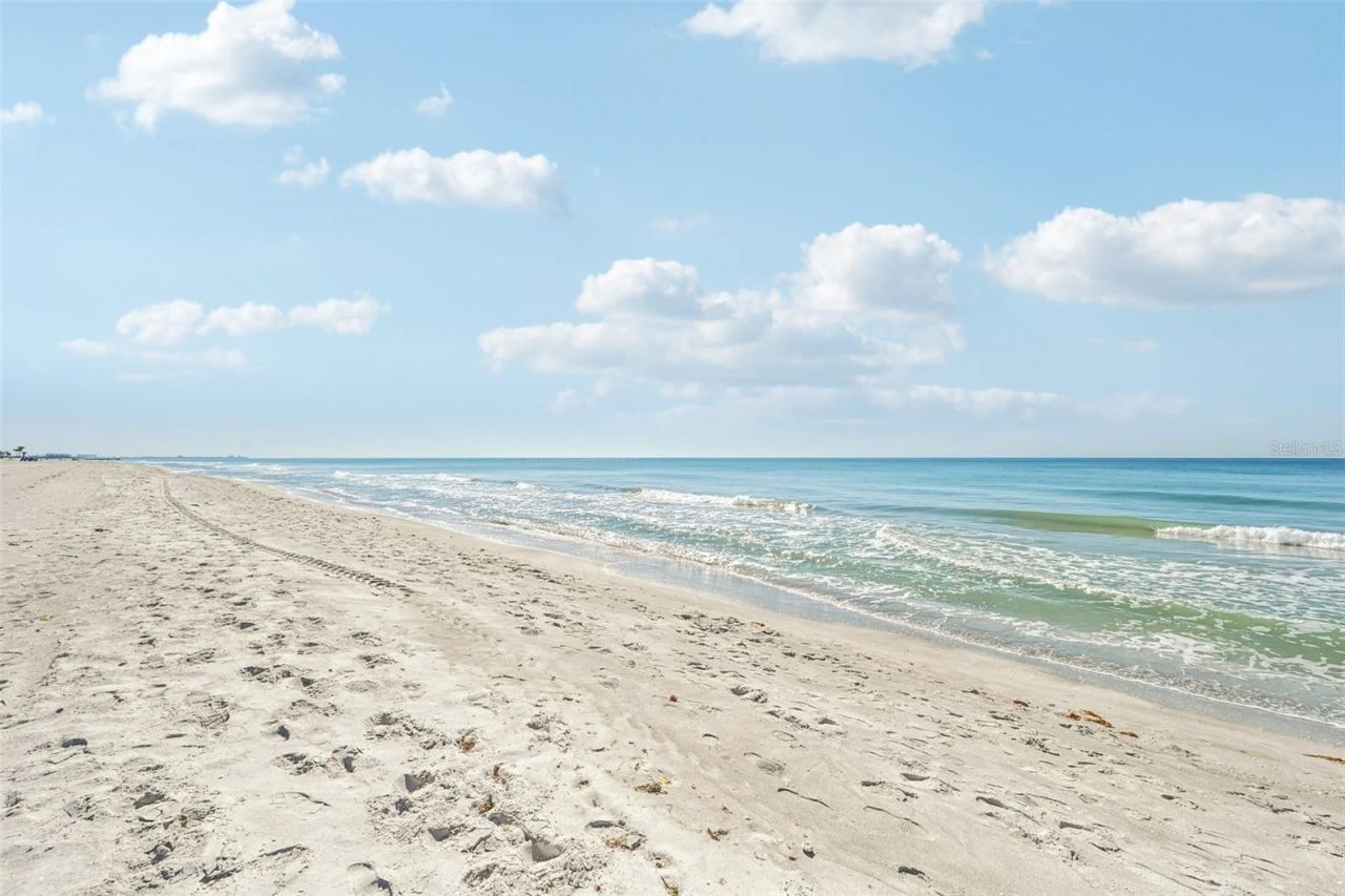 2410 Harbourside Drive, Unit 111, Longboat Key, FL 34228 Photo