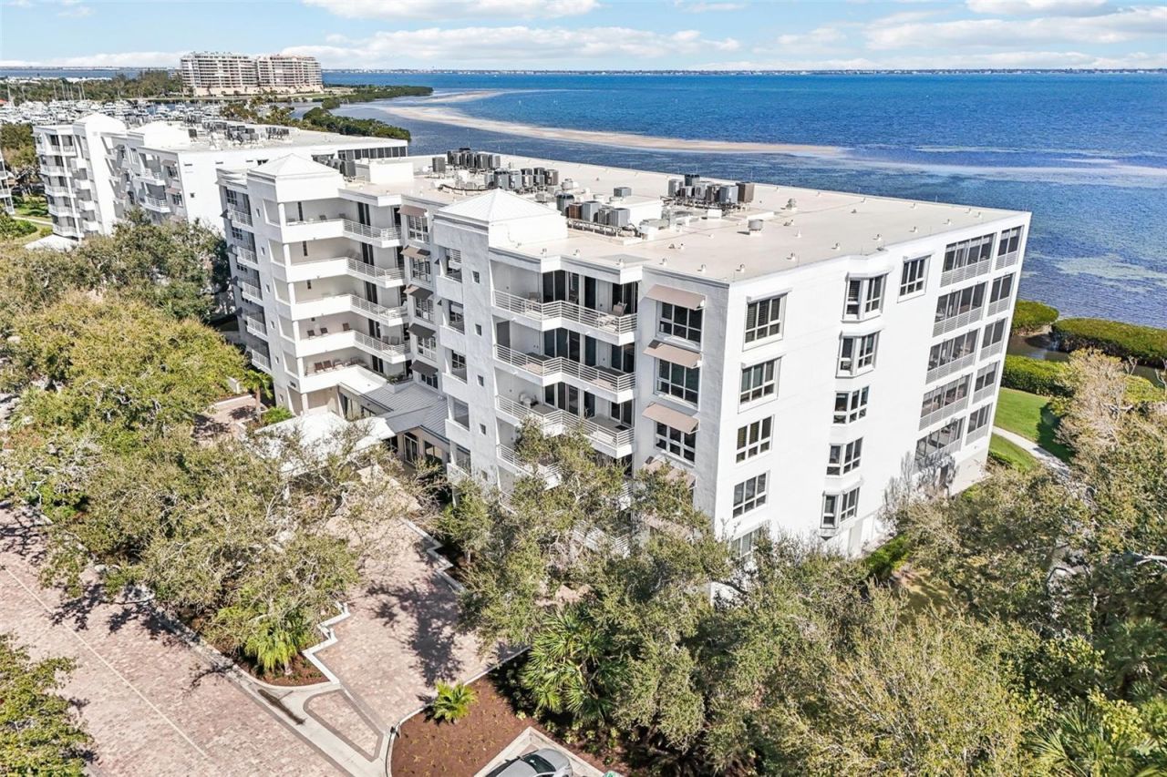 2410 Harbourside Drive, Unit 111, Longboat Key, FL 34228 Photo