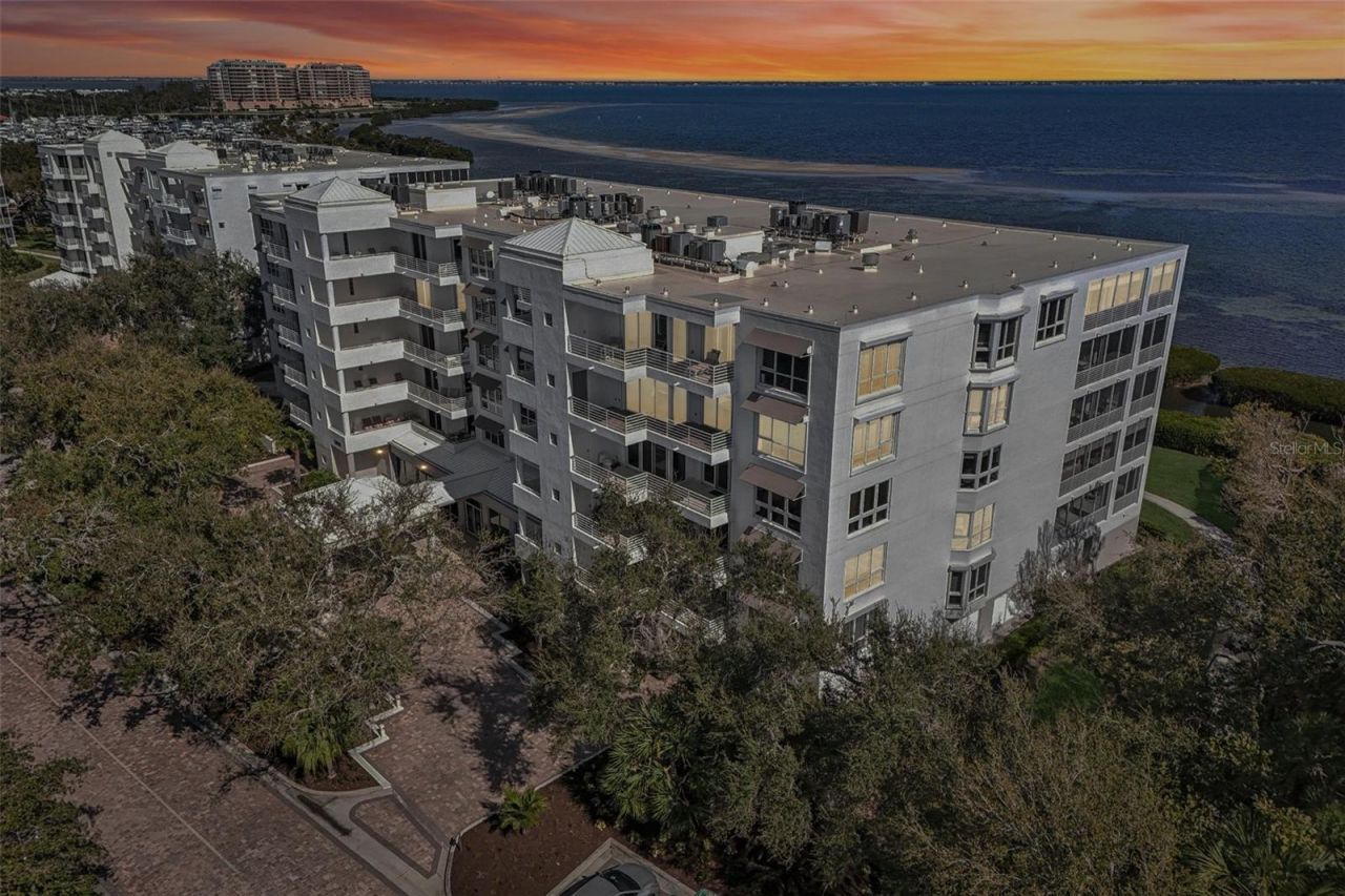 2410 Harbourside Drive, Unit 111, Longboat Key, FL 34228 Photo