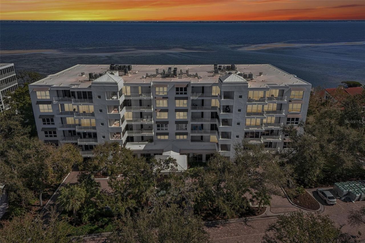 2410 Harbourside Drive, Unit 111, Longboat Key, FL 34228 Photo