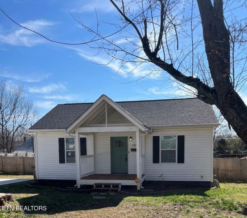 530 Watauga Ave, Knoxville, TN 37917 Main Photo