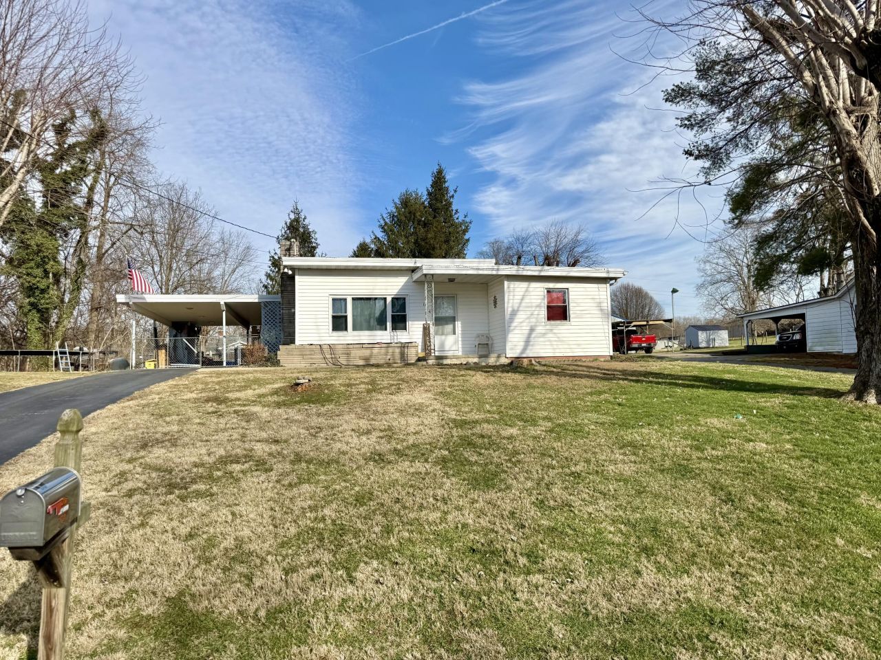 104 Ashurst, Somerset, KY 42501 Main Photo