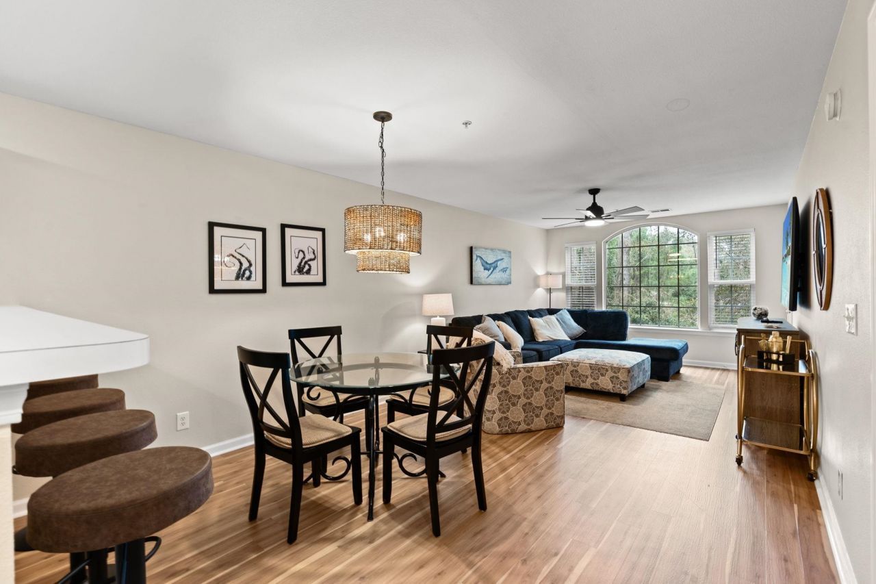 1135 Blue Stem Dr. Photo 4