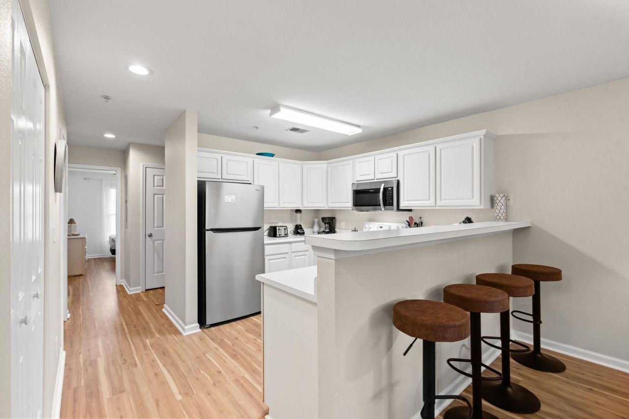 1135 Blue Stem Dr. Photo 9