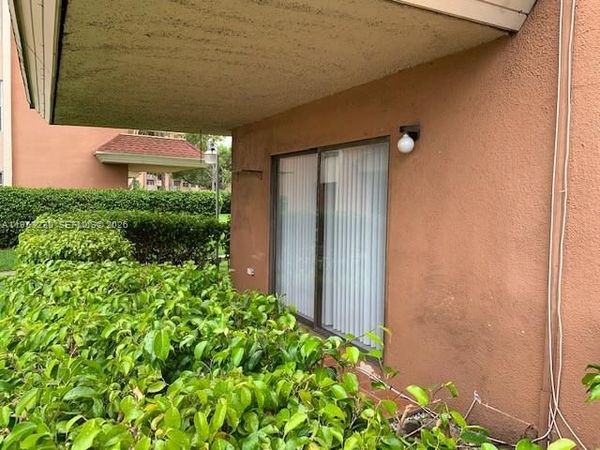 17650 NW 68th Ave, Unit A1005, Hialeah, FL 33015