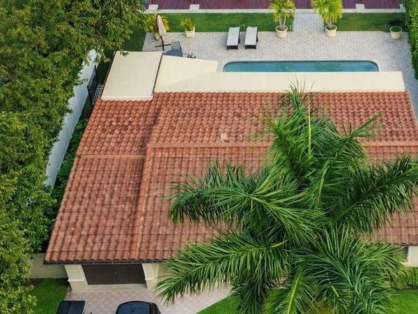 730 SE 3rd Ter, Pompano Beach, FL 33060