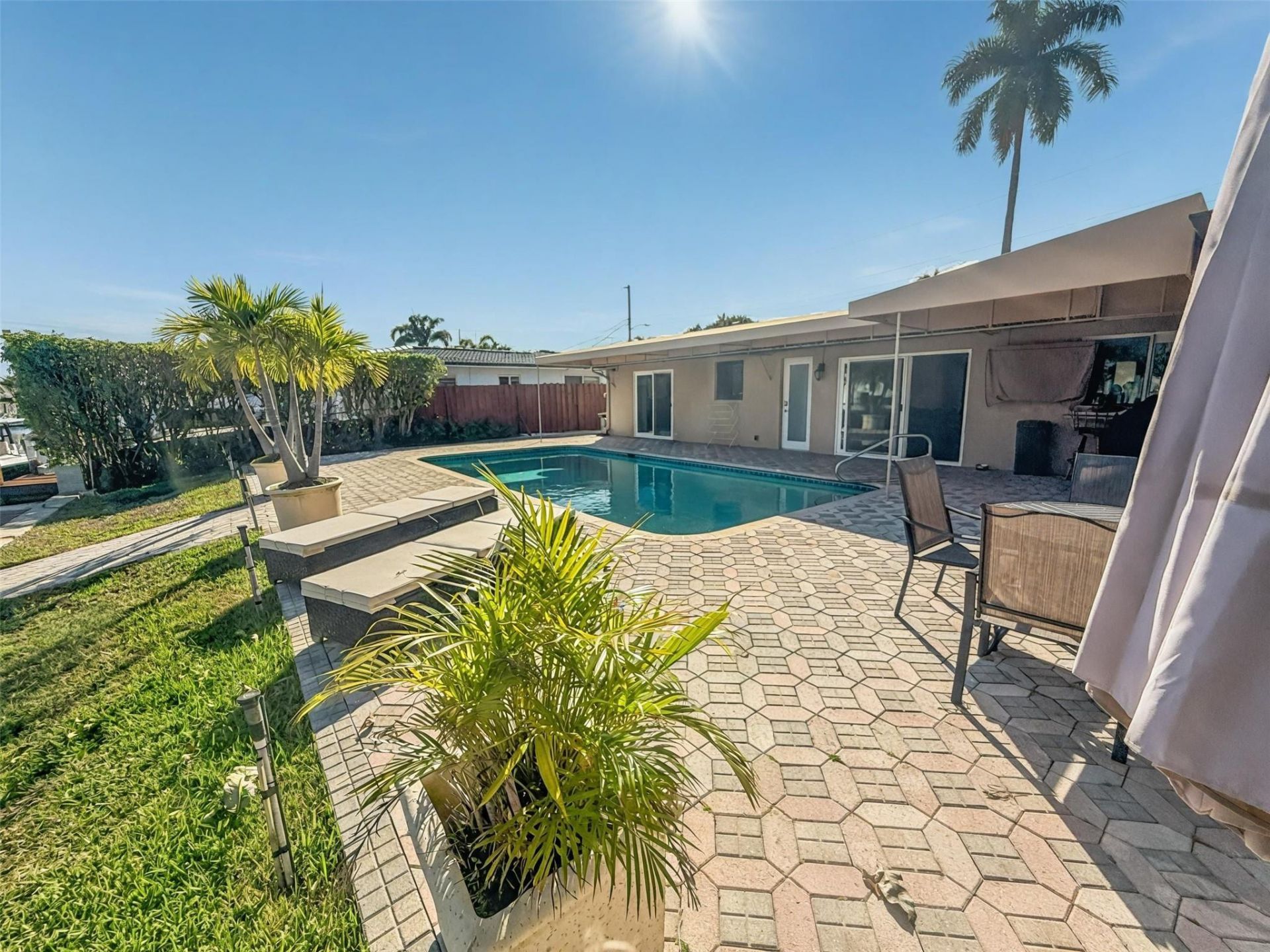 730 SE 3rd Terrace, Pompano Beach, FL 33060 Photo