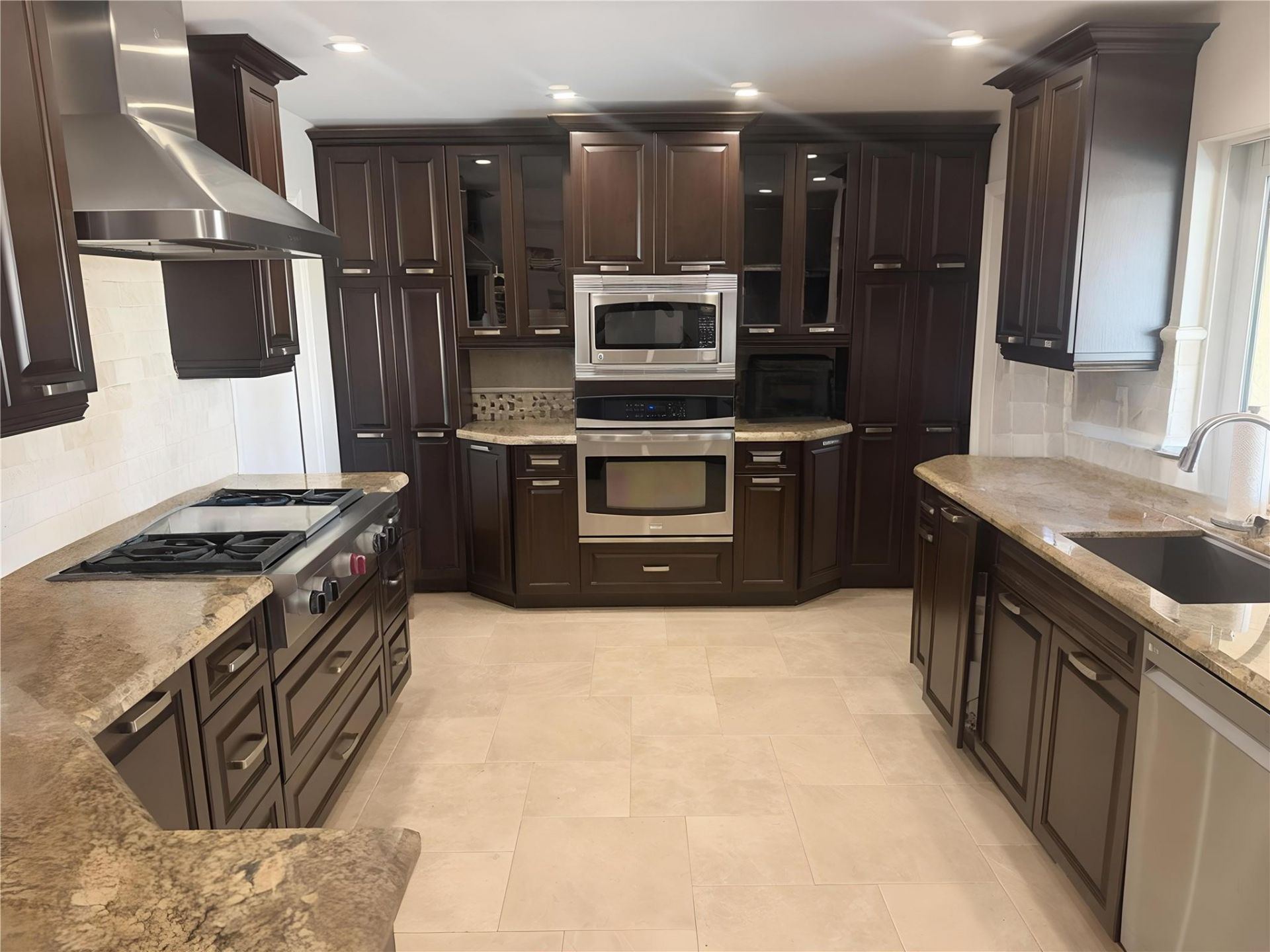 730 SE 3rd Terrace, Pompano Beach, FL 33060 Photo