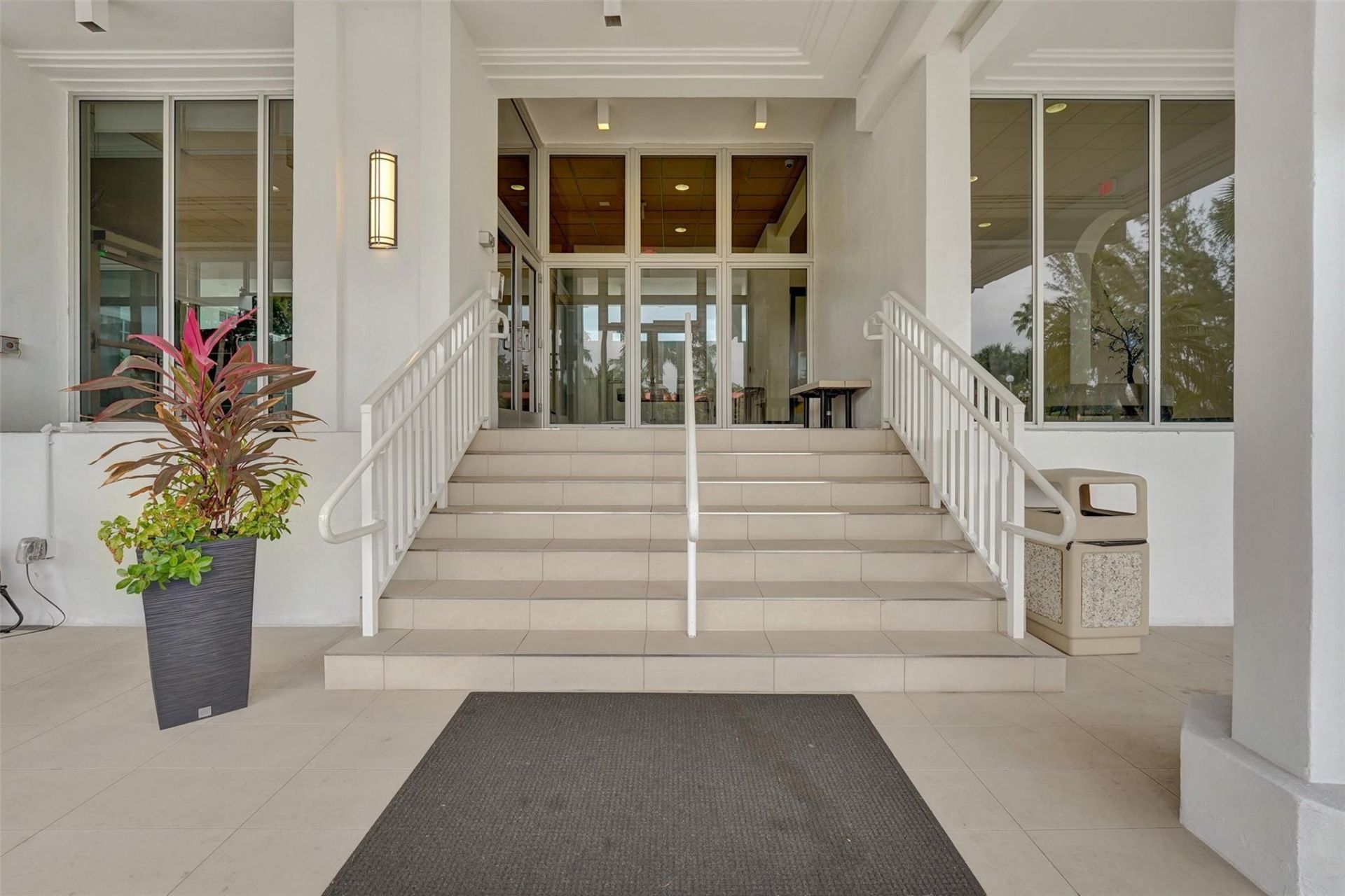 4300 N Ocean Boulevard, Unit PHB, Fort Lauderdale, FL 33308 Photo